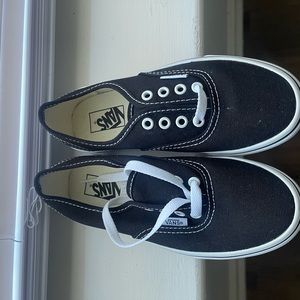 Brand new youth vans size 1 60 or best offer